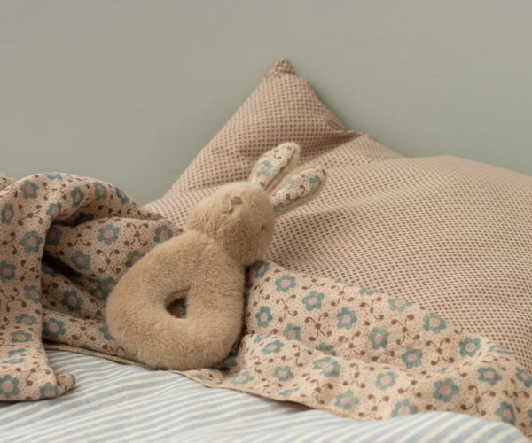 Coffret hochet lapin et lange l Crème pêche