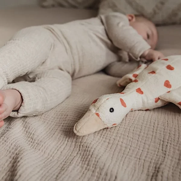 Peluche bruit blanc l Liva l'oie l Coeurs – Image 2