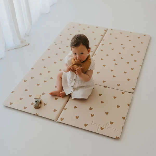 Tapis de jeu réversible pliable l TAPILOU X ATELIER WAGRAM l Léopard/Coeurs – Image 6