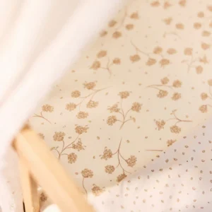 Drap housse en coton jersey bio l Leafy dreams l 40×80 cm