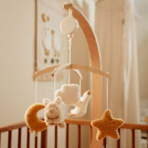 Mobile musical en bois FSC l Newborn