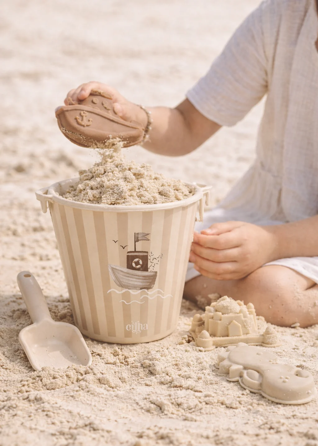 Ensemble seau de plage l Bateau