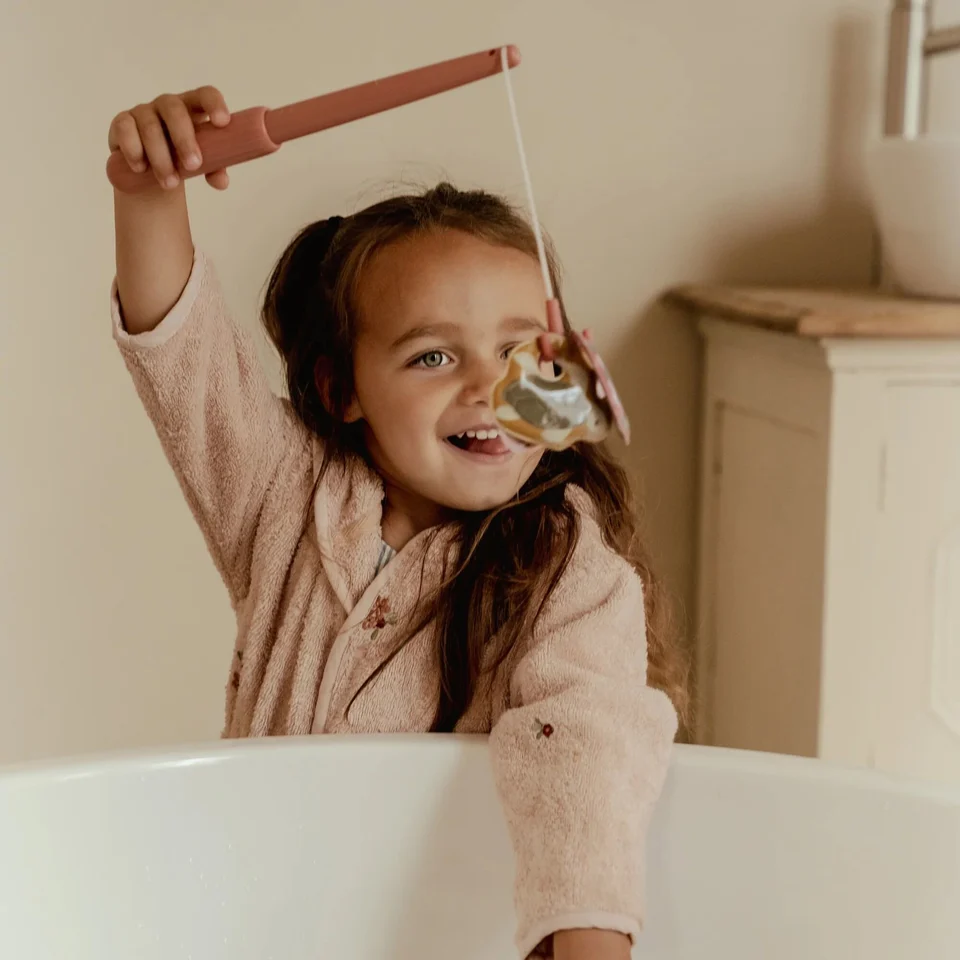 Jeu de pêche au bain l Rose l Essentials – Image 3
