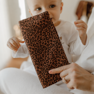 Protège-livret de famille gaze de coton handmade l Caramel Léopard