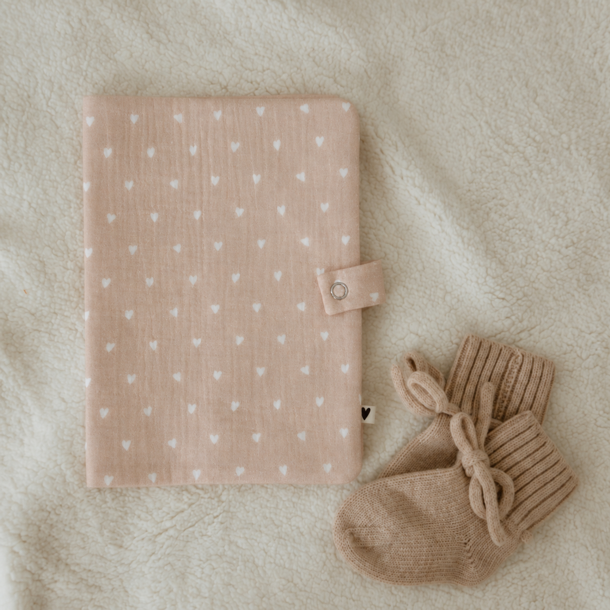 Protège-carnet gaze de coton handmade l Beige Petits Coeurs