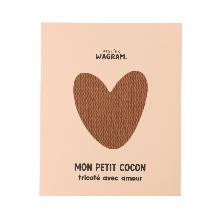 Cocon de naissance tricoté l Caramel – Image 3